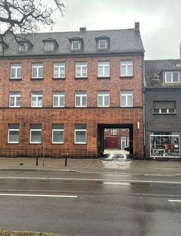Imposantes sanierungsbedürftiges Mehrfamilienhaus in Lutherstadt Wittenberg zu verkaufen - Wittenberg (Lutherstadt)