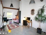 Bilk: Helle, luftige und modern eingerichtete Wohnung mit hochwertiger Ausstattung. 4. Etage - Düsseldorf