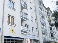 2-Raum-Wohnung mit Balkon am gr. Wohnzimmer, ASR u. Keller sowie Tageslichtbad mit Wanne im Stadtzentrum! - Chemnitz