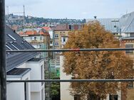 Exklusive Stadtwohnung: moderne Architektur, toller Ausblick, 2 Balkone, Aufzug und TG - Stuttgart