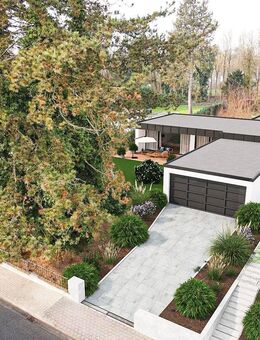 Ihr neues Zuhause+ Bungalow mit viel Raum zum verwirklichen+ 3D Rundgang verfügbar - Frankfurt (Main)