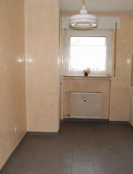 Gut geschnittene und ruhige 3-Zi.-ETW im Erdgeschoß, 74321 Bietigheim-Bissingen/Buch - Bietigheim-Bissingen