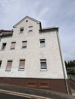 Sanierungsbedürftiges Mehrfamilienhaus in Arzberg! - Arzberg (Bayern)