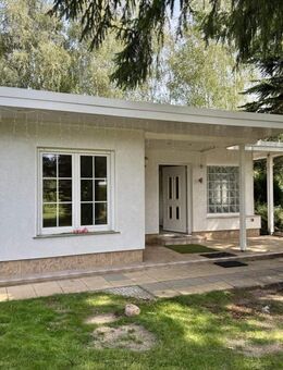 Rückzugsort im Grünen - Idyllischer Bungalow nahe Berlin mit großem Grundstück und Jacuzzi - Panketal