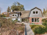 Perfekte Familienidylle: Modernisiertes Einfamilienhaus mit Nebengebäude in Adendorf - Adendorf