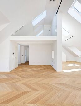 Modernes Wohnen im Erstbezug: Traumhafte Dachgeschoss-Maisonette in bester Lage! - München