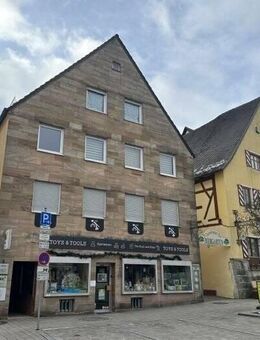1 A LAGE : Wohn und Geschäftshaus im Zentrum von Altdorf mit 3 Gewerbeeinheiten und 1 Wohnung und Aufzug - Altdorf (Nürnberg)