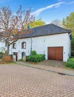 PHI AACHEN - Raumwunder mit großzügigem Süd-Garten und Garage im Herzen von Laurensberg! - Aachen