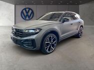 VW Touareg, 3.0 TDI R-Line IQ Light RC857J, Jahr 2024 - Frankfurt (Main)