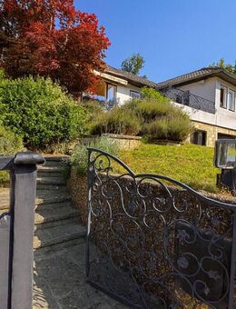 Bungalow mit großem Grundstück und Erweiterungspotenzial - Sankt Ingbert