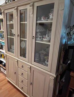 Landhaus Buffetschrank Pinien-Optik -Top Zustand. - Barsbüttel