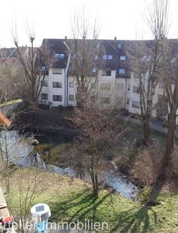 Traumhafte Wohnung mit 3,5 Zimmer, großen Süd-Balkon und Garage im Herzen von Herzogenaurach - Herzogenaurach