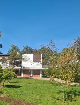 Sanierungsbedürftige Villa aus den 60ern in Toplage mit zusätzlichem Baufenster! - Bad Saulgau