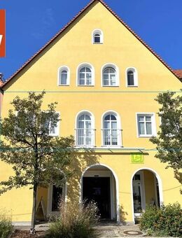 INNENSTADTLAGE und barrierefrei 2,5 ZKB, ca. 90 m², mit Aufzug, EBK und TG-Stellplatz - Hersbruck