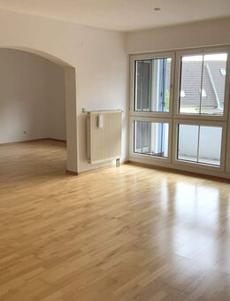 Einziehen & wohlfühlen - Gepflegte 3,5-Zimmer Wohnung in Weiden West - Weiden (Oberpfalz)