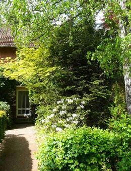 ***RESERVIERT***Renovierungsbedürftiges Mittelreihenhaus mit viel Potenzial und großem Grundstück in zentraler Lage - Hamburg
