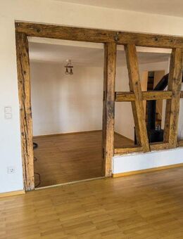 Schönes gepflegtes Zweifamilienhaus mit Charme und viel Platz - zentral gelegen! - Stetten (Kalten Markt)