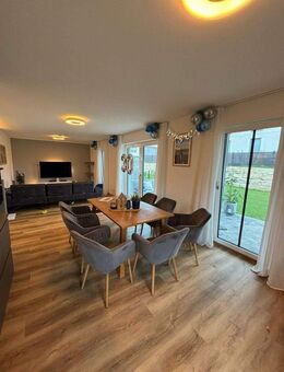 Traumhafte 4-Zimmer-EG-Neubauwohnung in Randlage in Heldenstein - Heldenstein