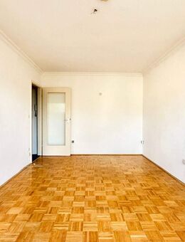 Attraktives Single-Apartment mit TG-Stellplatz in München - München