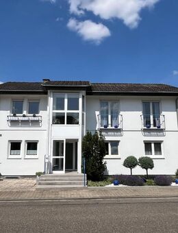 2-Generationenhaus mit familiärer Einliegerwohnung in sehr ruhiger Wohnlage von Waghäusel - Waghäusel