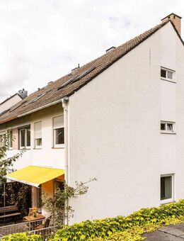 Schönes Reiheneckhaus mit wunderbarem Garten - Höchberg