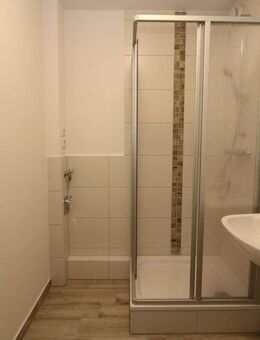 Eine neue Wohnung ist wie ein neues Leben...neu sanierte 2-RW mit Dusche u. Balkon!!! - Freiberg