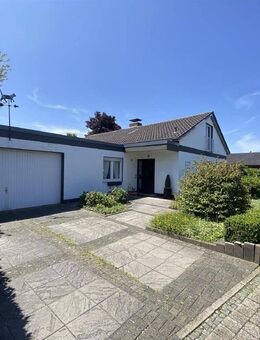 Freistehendes Einfamilienhaus mit viel Platz sucht neue Familie - Erftstadt