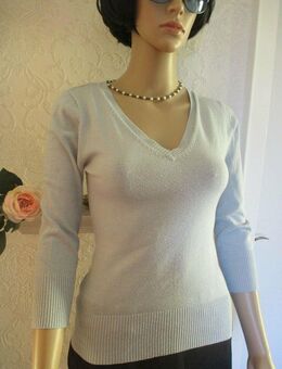 Edel * klassisch * V- Ausschnitt * Fein- Strick * Feinstrick * Pullover "H&M" Gr. 34- 36/ XS- S * hell - himmel - blau - serenity * - Riedlingen