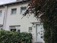 RESERVIERT!: Eine Immobilie mit Wohlfühlcharakter: Doppelhaushälfte am Ende eines Privatwegs - Hamm