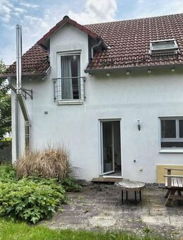 Glücklich Wohnen in Biberach/Fünf Linden Helles Reiheneckhaus mit 5,5 Zimmern & Garten & Garage - Biberach (Riß)