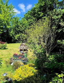 Einfamilienwohnhaus mit Einliegerwohnung in bester Lage - Bitterfeld-Wolfen
