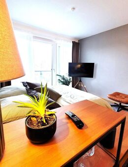 Gemütliche Pendlerwohnung / Apartment möbliert+löffelfertig (TG-Wohnung) PAUSCHAL - Hürth