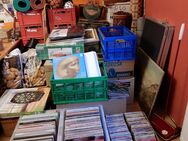 Haushaltsauflösung Secondhand & Vintage selten rar Schallplatten, Drei Fragezeichen, Kleidung, Merch, Musik, Bücher, Sport, Kameras usw. - Overath Zentrum