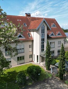 Kapitalanleger aufgepasst!! Mehrfamilienhaus mit ausgezeichneter Lage im Gewerbegebiet Heitersheim - Heitersheim