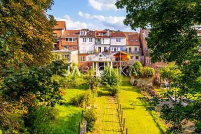 Exklusives Stadthaus mit Seegrundstück - Courtagefrei für Käufer