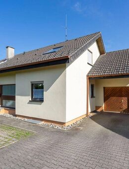 Gepflegtes Einfamilienhaus in sonnenverwöhnter Lage - Optimal für die Familie - Laichingen