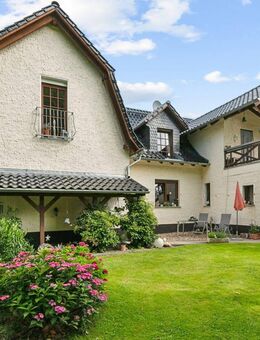 Traumhaftes Zweifamilienhaus mit Bootssteg direkt an der Dahme in Heidesee - Heidesee