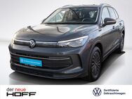 VW Tiguan, Life, Jahr 2024 - Troisdorf