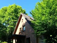 GELEGENHEIT! Massives Haus auf gr. Grundstück mit Balkon, Einbauküche, Gemütlichkeit und Terrasse! - Hameln