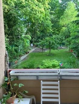 Charmantes 2-Zimmer-Apartment: 57 m², mit Balkon, in zentraler Steglitzer Lage, stilvoll, vermietet - Berlin