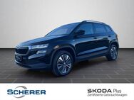 Skoda Karoq, 1.5 TSI Ambition AppConnect, Jahr 2022 - Wiesbaden