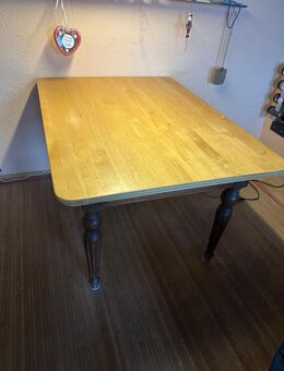 Esstisch mit Ahornholzplatte - Augsburg