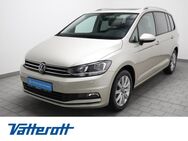 VW Touran, 1.5 TSI MOVE, Jahr 2023 - Eschershausen