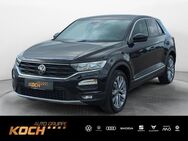 VW T-Roc, 1.5 TSI Active, Jahr 2021 - Ellwangen (Jagst)