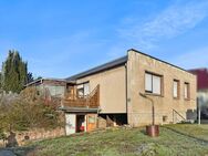 Sanierungsbedürftiger Bungalow in traumhafter Lage von Weißenfels zu verkaufen - Weißenfels