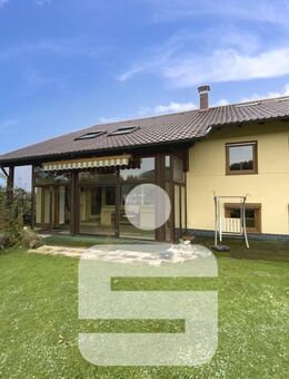 Viel Platz! - drinnen und draußen - Ideal für eine Familie - Oberviechtach