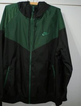 Nike Regen Jacke XXL in Black 1mal Getragen - Hamburg