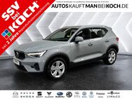 Volvo XC40, B3 Core M Hybid, Jahr 2024 - Königs Wusterhausen Zentrum