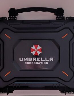 Resident Evil Virus Replika Set mit Koffer und Extras - Korschenbroich