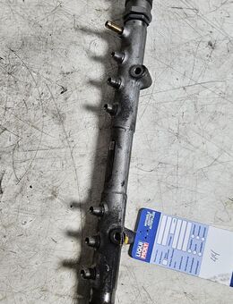 Volvo 31259011 Einspritzleiste Rail Krafstoffverteiler 0445215023 - Breitscheidt